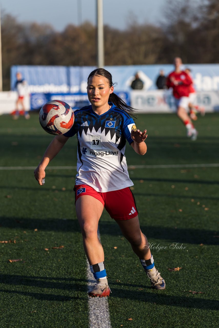 Bild 62 - wBJ Hamburger SV - Holstein Kiel : Ergebnis: 8:0